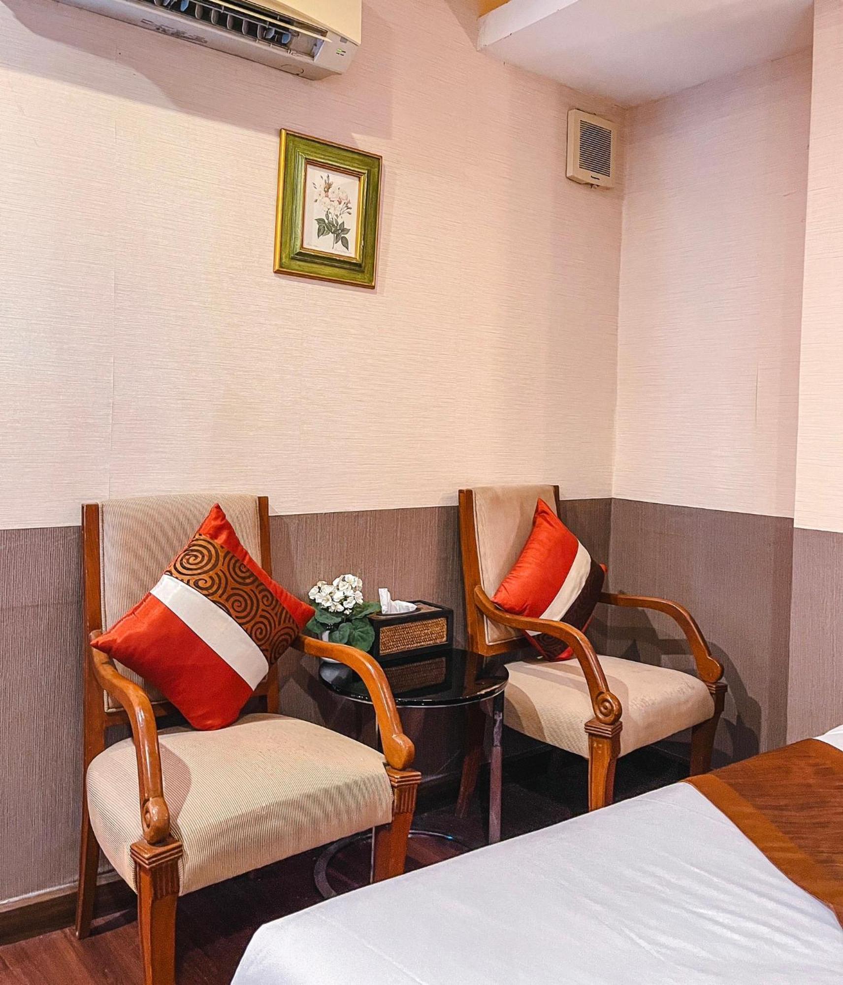 Baik Suite Bangkok Eksteriør billede